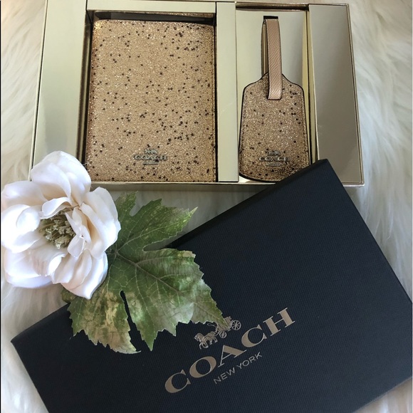 Coach Accessories - Coach travel wallet & luggage tag set sparkly gold